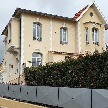 Grand T2 Meuble-Juan Pins-Logt8 Antibes Exterior foto