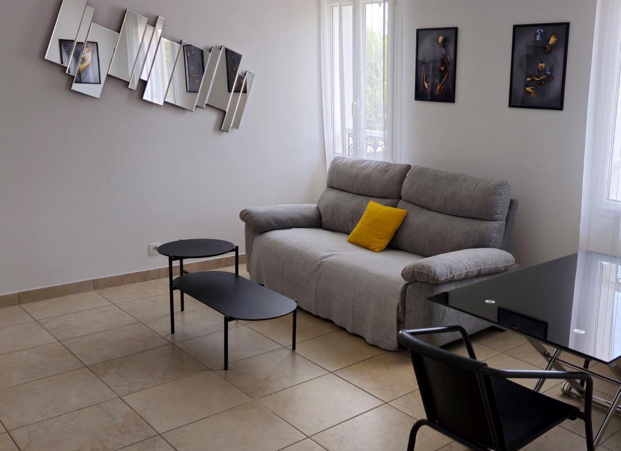 Grand T2 Meuble-Juan Pins-Logt8 Antibes Exterior foto